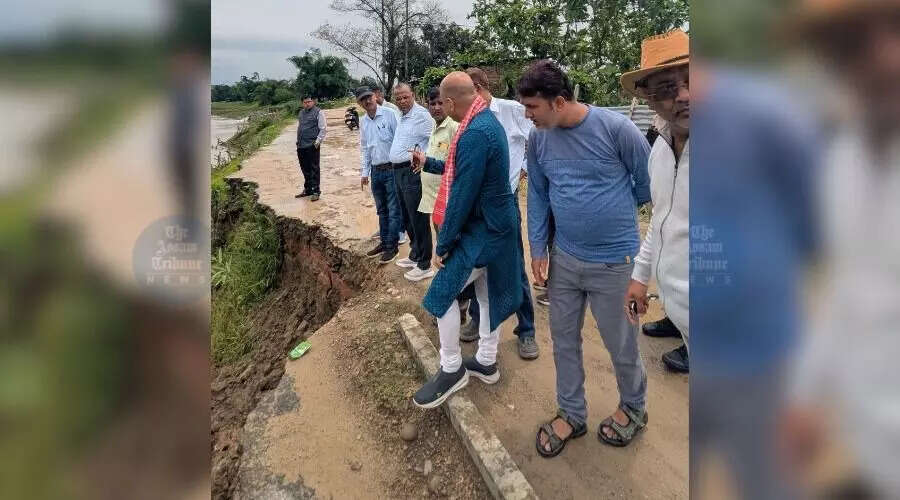 सिलचर में बाढ़ की समस्या: प्रशासन और राजनीतिक नेतृत्व की सक्रियता