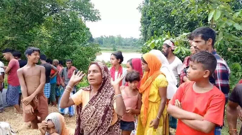 धुबरी में भूमि खाली कराने की कार्रवाई में हिंसा, स्थानीय लोगों का विरोध
