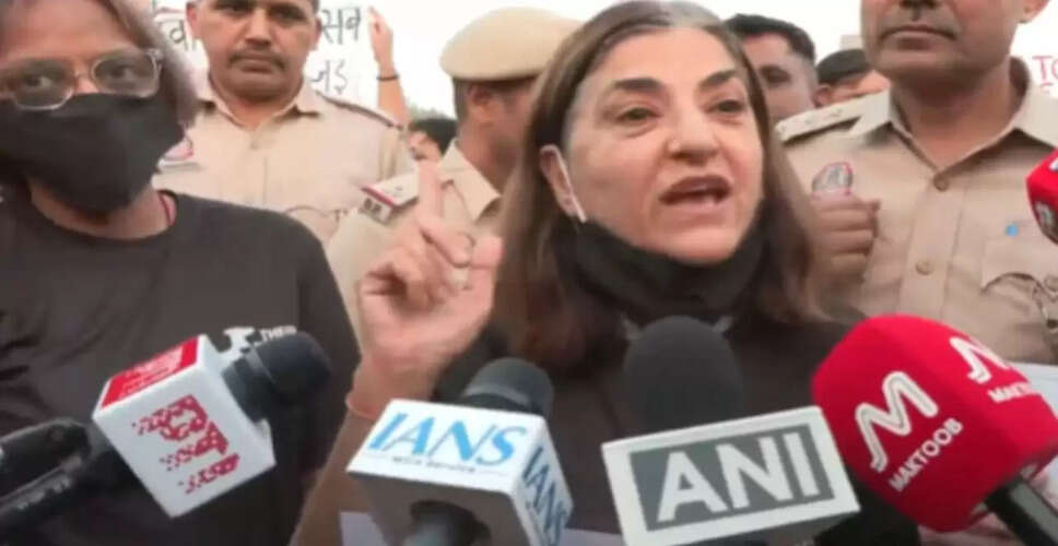 सुप्रीम कोर्ट के आदेश पर पशु अधिकार कार्यकर्ताओं का विरोध