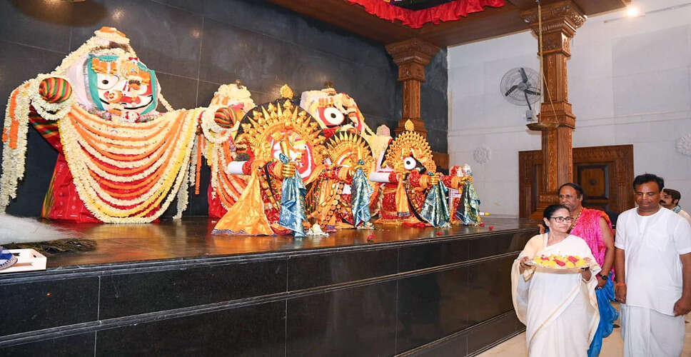 दीघा में ममता बनर्जी ने शुरू की जगन्नाथ रथ यात्रा
