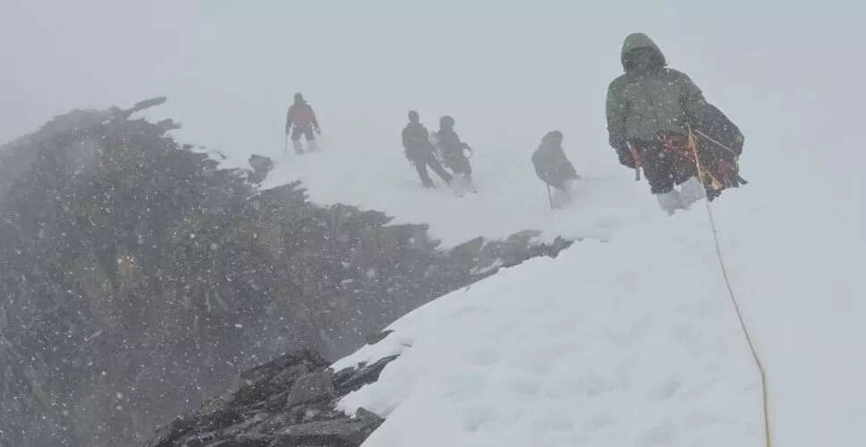 भारतीय सेना ने माउंट गोरीचेन पर चढ़ाई की सफलता हासिल की