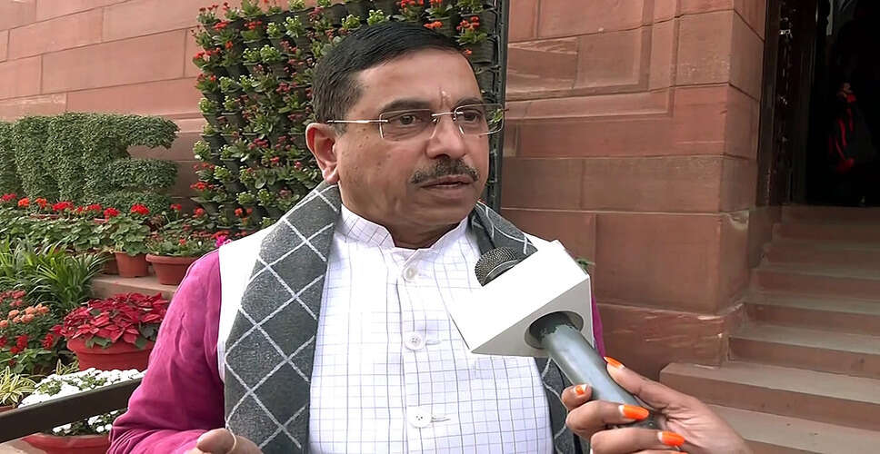 बेंगलुरु भगदड़ पर केंद्रीय मंत्री की इस्तीफे की मांग