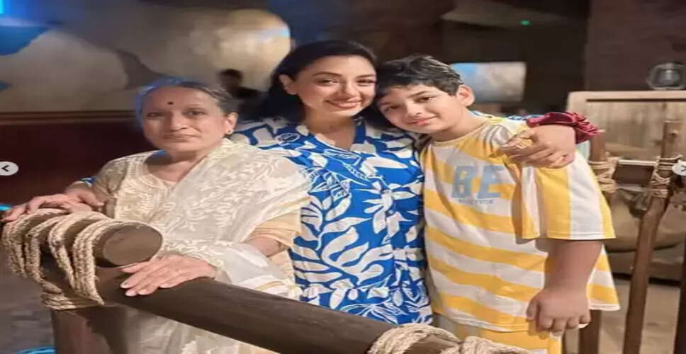 रूपाली गांगुली ने मां के जन्मदिन पर पोस्ट की दिल छू लेने वाली तस्वीरें