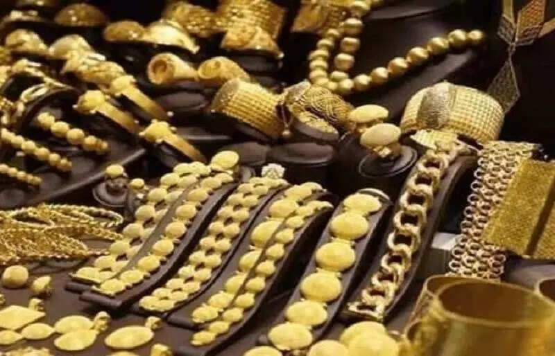 चांदी की कीमत ने तोड़ा रिकॉर्ड, पहली बार ₹2 लाख प्रति किलो के पार