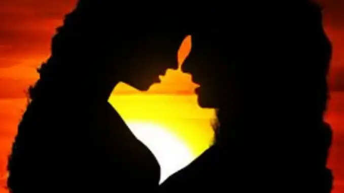 बक्सर में दो युवतियों की अनोखी शादी ने मचाई हलचल