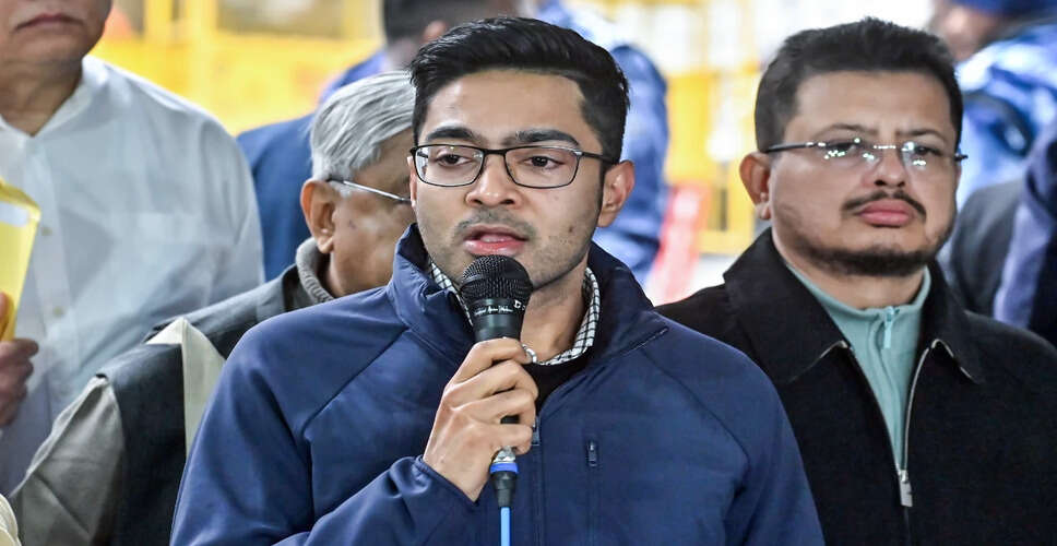 TMC के अभिषेक बनर्जी ने चुनाव आयोग पर गंभीर आरोप लगाए