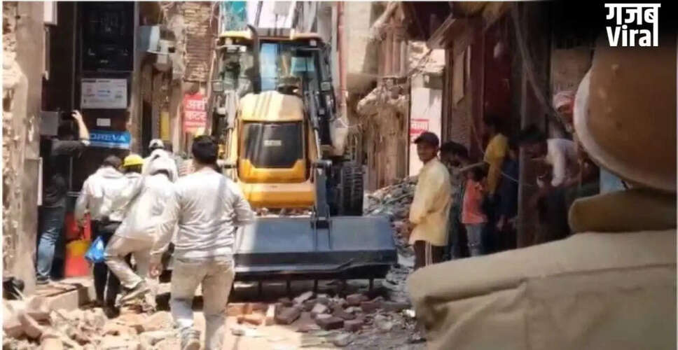 दालमंडी प्रोजेक्ट का ध्वस्तीकरण: प्रशासन की कार्रवाई तेज