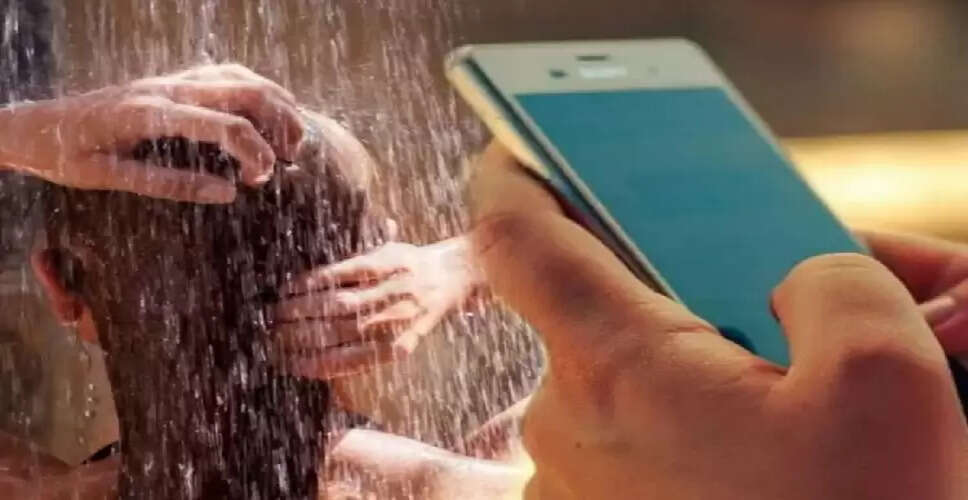 दोस्तों ने की विश्वासघात, पत्नी का अश्लील वीडियो बनाकर किया ब्लैकमेल