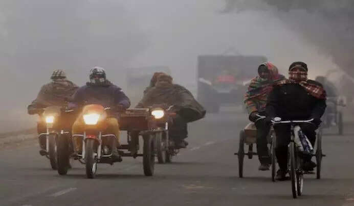 मध्यप्रदेश में शीतलहर का असर: तापमान में गिरावट जारी