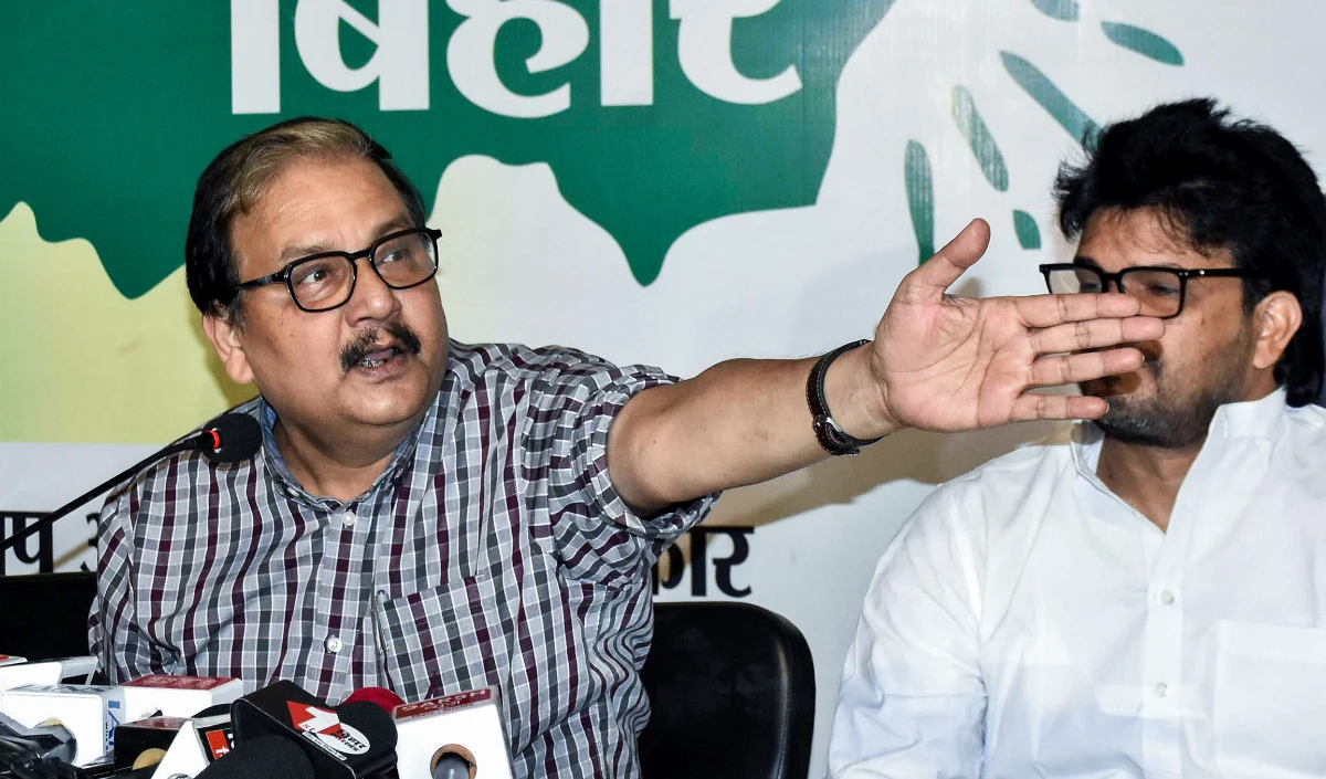 बिहार चुनाव में महागठबंधन की जीत का विश्वास जताते हुए मनोज झा ने उठाए मुद्दे