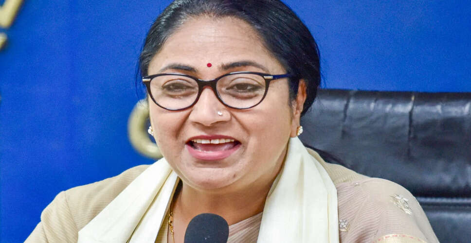 दिल्ली के मुख्यमंत्री ने शीश महल को सफेद हाथी बताया, खर्च की होगी जांच