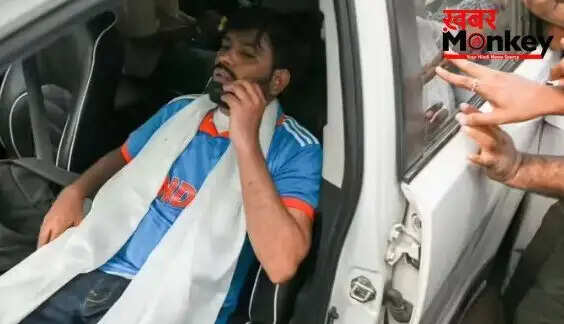 दिल्ली में कॉकरोच जनता पार्टी का प्रदर्शन: अभिजीत दीपके का वायरल वीडियो विवादित