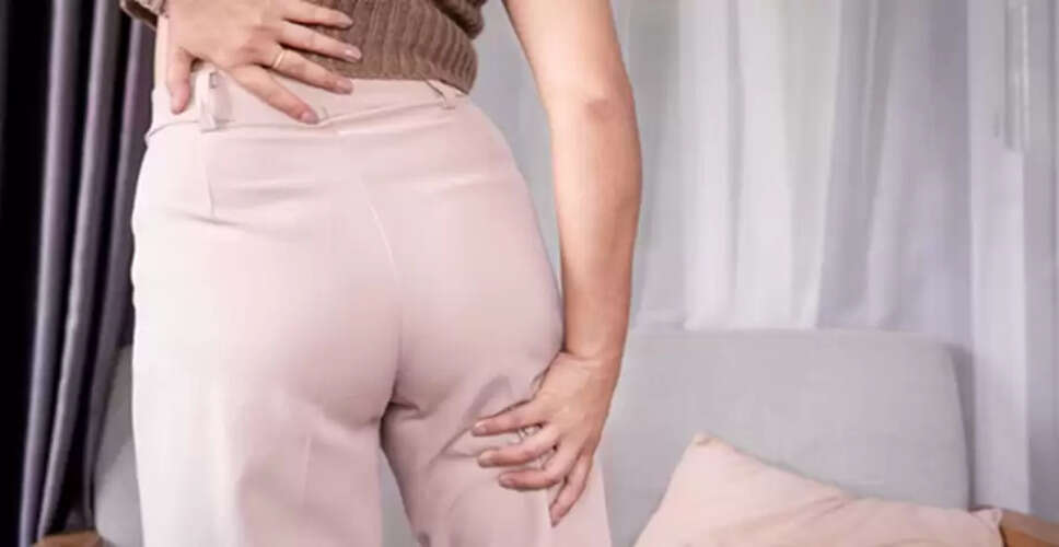 सियाटिका के लक्षण: जानें दर्द के संकेत और उपचार