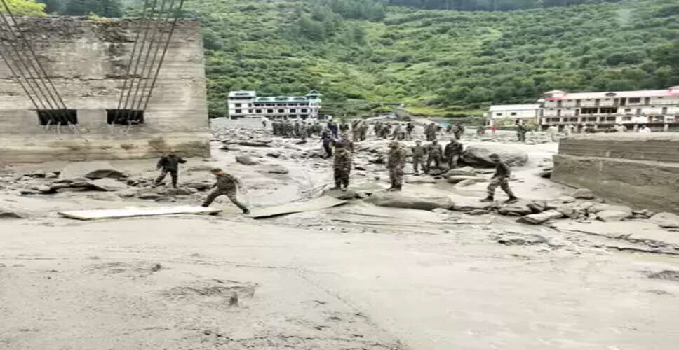 धराली त्रासदी में बचे लोगों ने बताई आपबीती, अस्पताल में भर्ती मरीज बोला- नहीं जानता मैं कैसे बचा