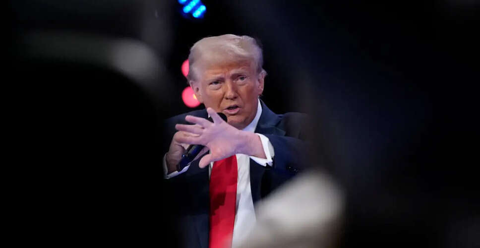 डोनाल्ड ट्रंप का आर्थिक एजेंडा: अमेरिका की नई सुनहरी उम्र