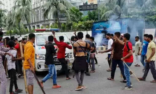 ढाका में बम धमाकों से मची अफरा-तफरी, पुलिस ने जारी किया गोली मारने का आदेश