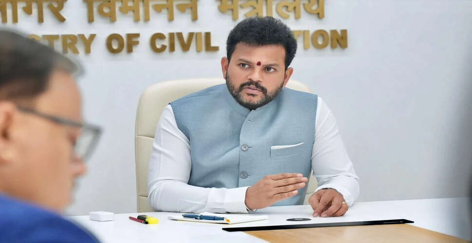 इंडिगो एयरलाइन संकट पर राजनीतिक प्रतिक्रियाएँ तेज, मंत्री ने दी सफाई