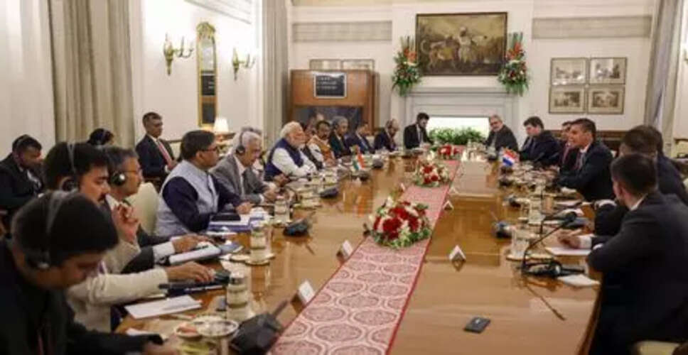 भारत और पैराग्वे के बीच द्विपक्षीय संबंधों को मजबूत करने की दिशा में महत्वपूर्ण वार्ता