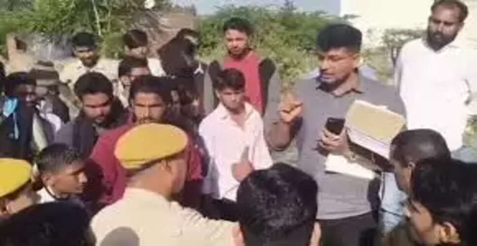 जयपुर में थानेदार और कांग्रेस नेता के बीच विवादित बहस का वीडियो वायरल