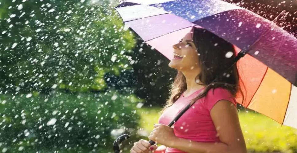 बारिश के मौसम में खाने के लिए सुरक्षित विकल्प: जानें क्या न खाएं