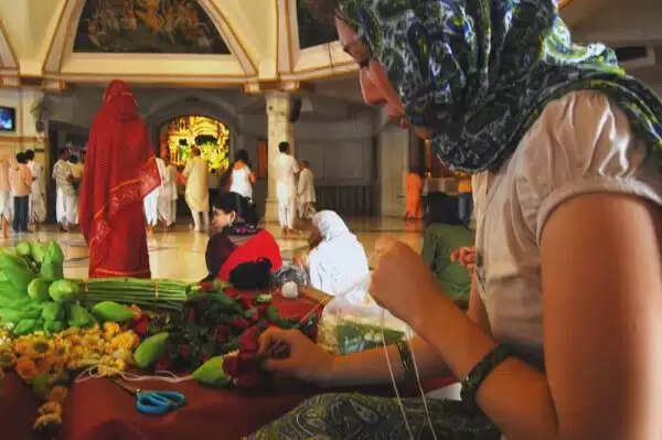 उज़्बेकिस्तान में भगवान श्री कृष्ण की पूजा: एक अनोखी परंपरा