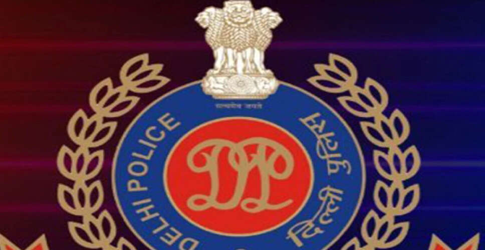 दिल्ली में अंतरराष्ट्रीय फर्जी कॉल सेंटर का भंडाफोड़, आठ गिरफ्तार