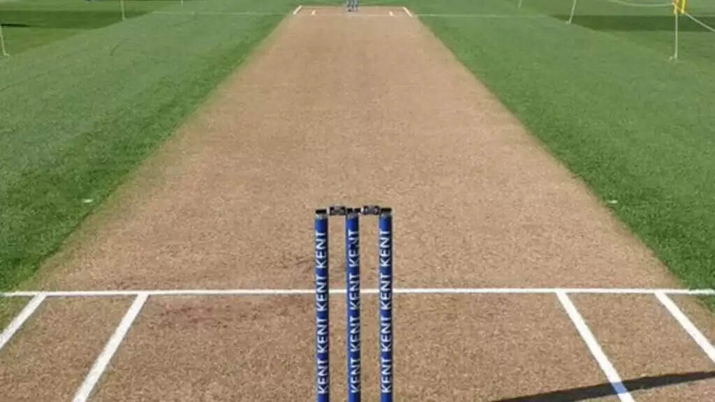 PBKS vs KKR: कौन बनेगा विजेता? जानें पिच रिपोर्ट और आंकड़े