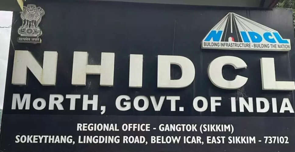 सिक्किम सरकार ने NH-10 बंद होने पर चिंता जताई