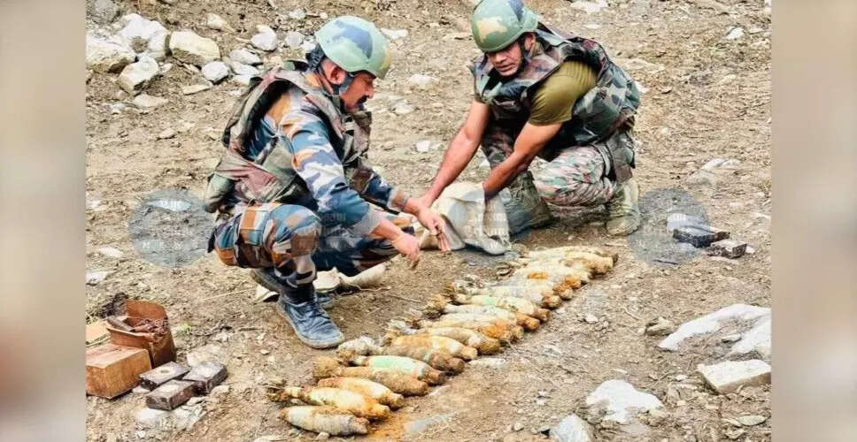 आर्मी ने अरुणाचल प्रदेश में 15 मोर्टार बमों का सफलतापूर्वक नष्ट किया