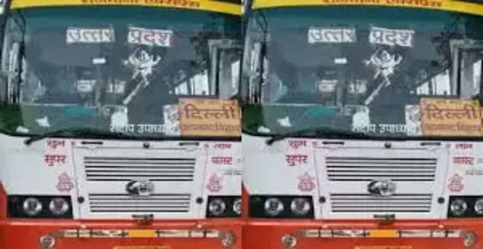 कन्नौज में बस ड्राइवर की बहादुरी: 56 यात्रियों की जान बचाई
