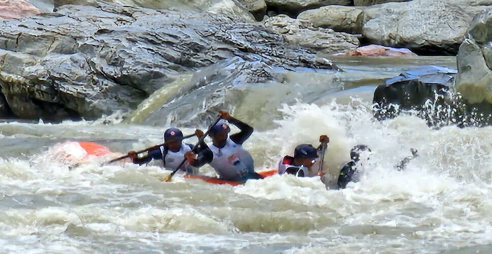 उत्तराखंड में टोंस नदी में ट्रैक्टर-ट्रॉली हादसा: छह की मौत, चार लापता