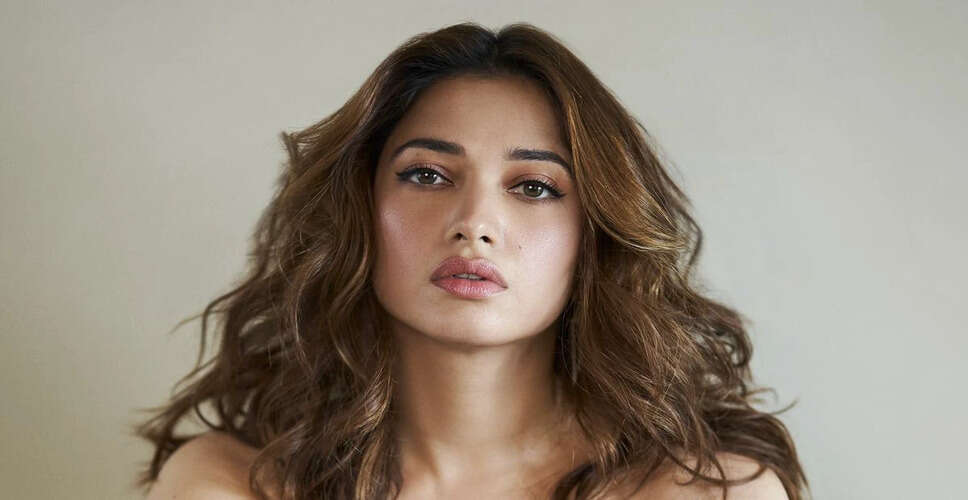 तमन्ना भाटिया का अनोखा पिंपल्स उपचार: क्या सच में लार है फायदेमंद?