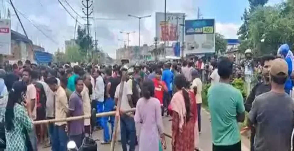 रांची: ट्रक ने स्कूटी सवार स्कूली छात्रा और उसकी मां को रौंदा, दोनों की मौत, विरोध में सड़क जाम
