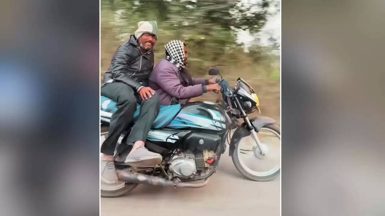 बाइक के अनोखे मॉडिफिकेशन का वायरल वीडियो, देखिए क्या है खास