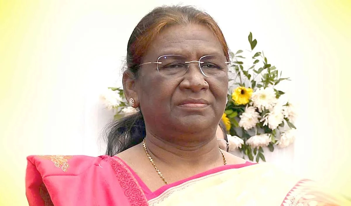 दिल्ली विस्फोट पर राष्ट्रपति मुर्मू की संवेदनाएं और एनआईए की जांच