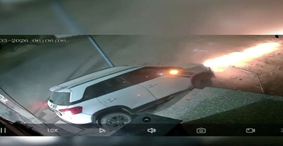 जयपुर में तेज रफ्तार कार ने दुकानदार को गंभीर रूप से घायल किया