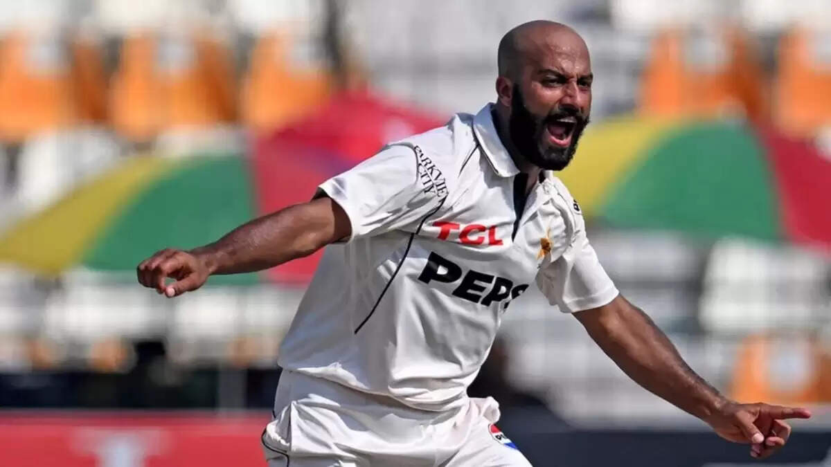 इंग्लैंड दौरे से बाहर हुए साजिद खान, मैनचेस्टर टेस्ट से पहले पाकिस्तान को बड़ा झटका