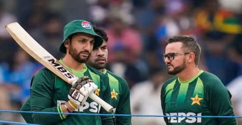 पाकिस्तान क्रिकेट में कोच माइक हेसन की स्थिति पर बड़ा खुलासा