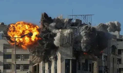 पश्चिम एशिया में शांति की उम्मीदें धूमिल, इजरायल की लेबनान पर बमबारी जारी