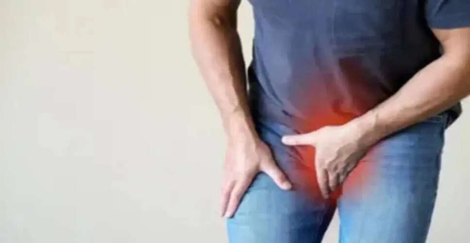 प्रेमिका के हमले से घायल युवक का अस्पताल में इलाज जारी