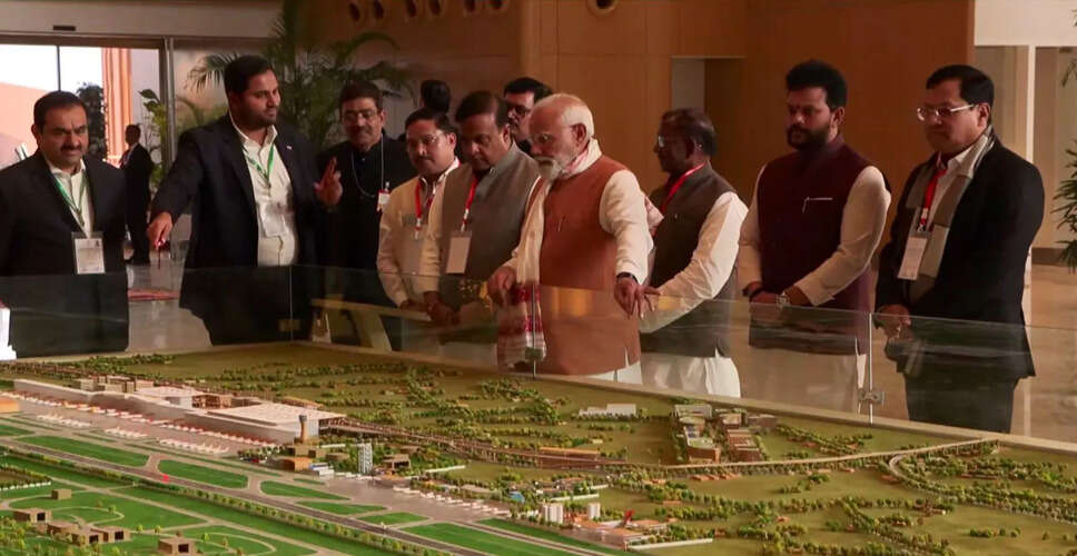 गुवाहाटी में नए हवाई अड्डे का उद्घाटन, मोदी ने की विकास की बात
