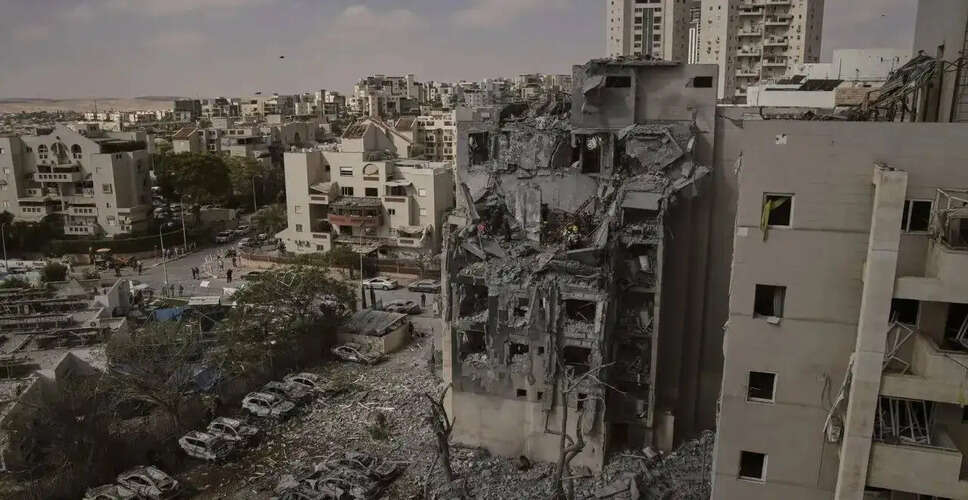 ईरानी मिसाइल हमले में इजराइल के शहर अरद में 100 से अधिक लोग घायल