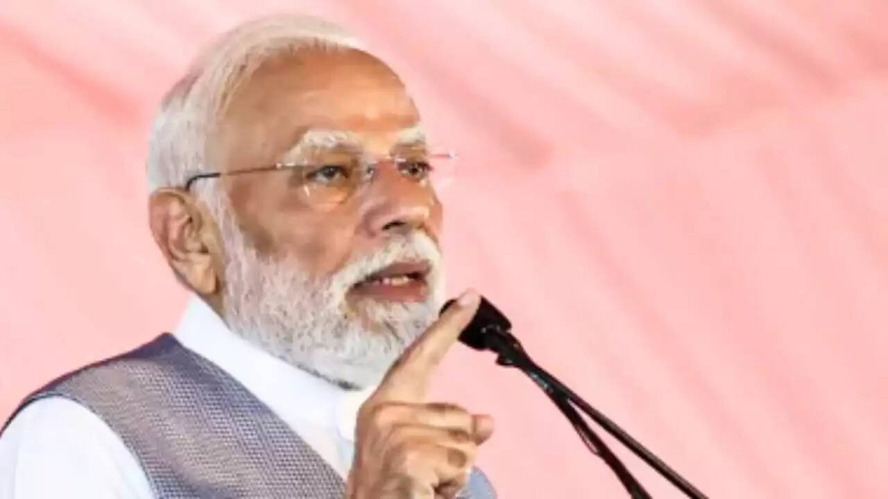 दिवाली पर पीएम मोदी की स्वदेशी खरीदारी की अपील