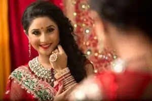 पत्नी के चार महत्वपूर्ण गुण जो हर महिला में होने चाहिए