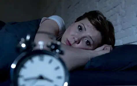 गहरी नींद के लिए विशेषज्ञों की सलाह: स्क्रीन से दूरी बनाएं