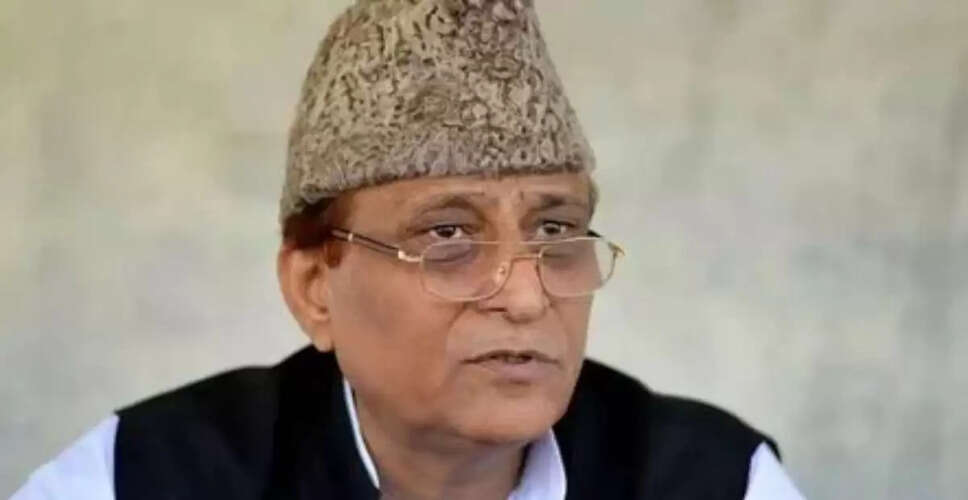 आजम खान ने लखनऊ में की प्रेस वार्ता, भूमाफिया के आरोपों का किया खंडन