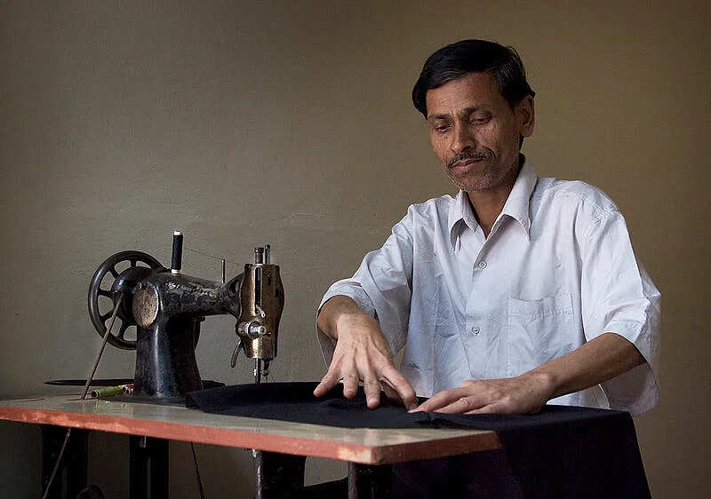 समाज में अच्छाई फैलाने का महत्व: एक प्रेरणादायक कहानी