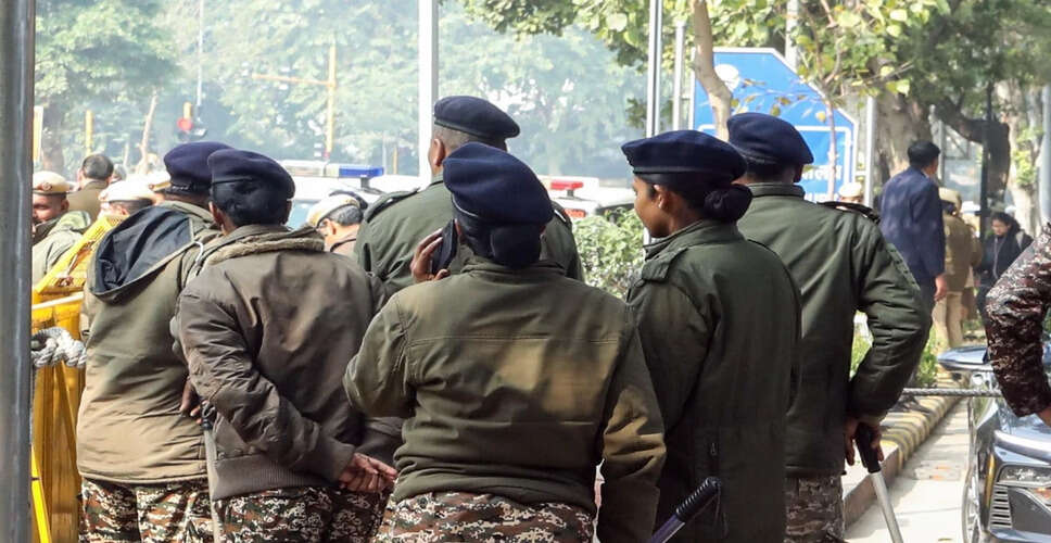 दिल्ली में नस्लभेदी गालियों का मामला: आरोपी की गिरफ्तारी और जांच की प्रगति