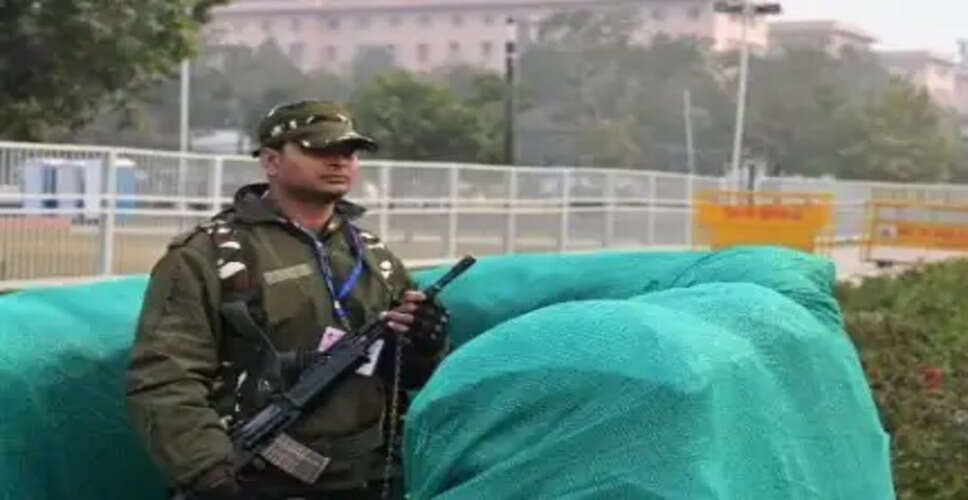 दिल्ली में गणतंत्र दिवस पर आतंकवादी धमकी से बढ़ी सुरक्षा