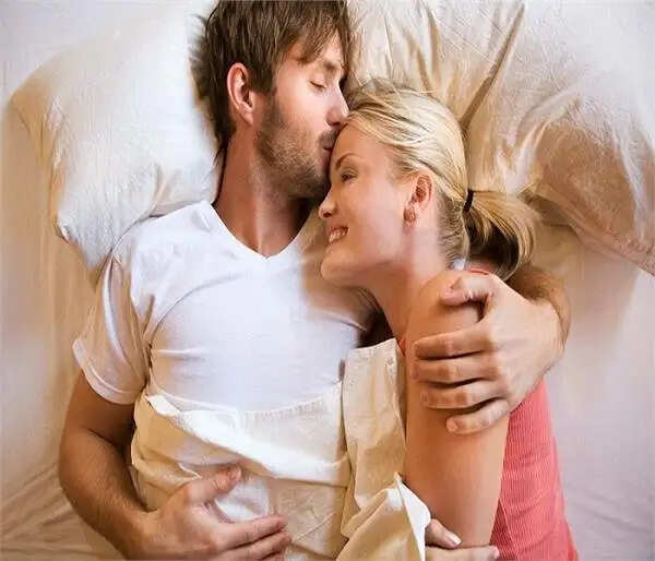 महिलाओं की रोमांटिक इच्छाएं: अपने पार्टनर से क्या चाहती हैं महिलाएं?